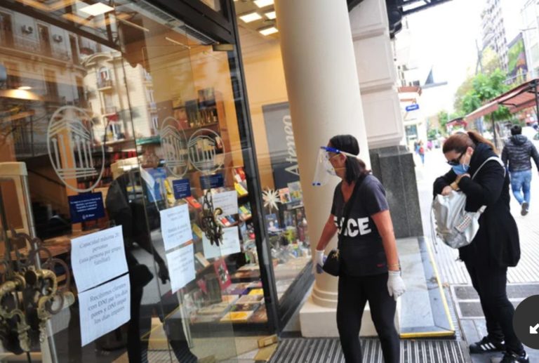 Qué negocios reabren en la Ciudad a partir de este jueves