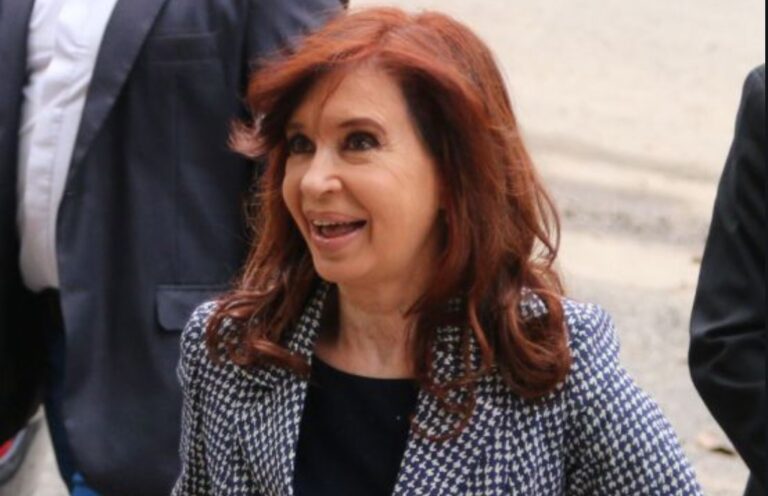 Con gestos al chavismo, el Gobierno reimpuso la doctrina militar de CFK