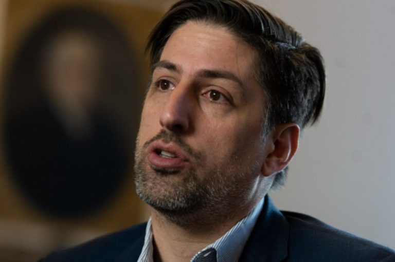 Trotta: “La marcha anticuarentena parecía una película clase B”