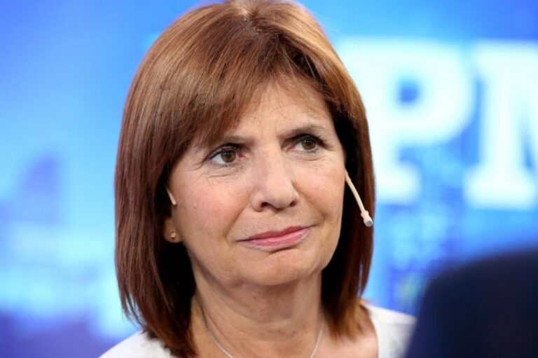 Bullrich: “Quedarse en casa no genera la desaparición del virus”