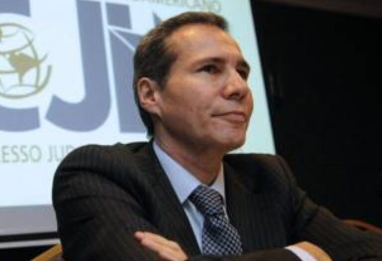 Caso Nisman: citarán a los espías que trabajaban el día que lo encontraron muerto