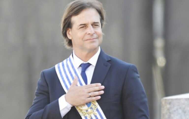La primera entrevista a Lacalle Pou para la televisión argentina, en Palabra de Leuco