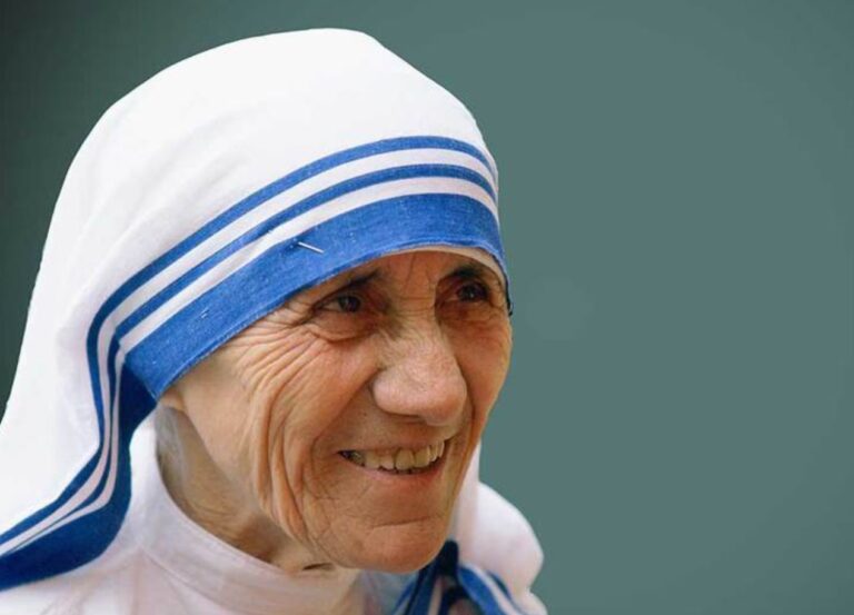 Santa Madre Teresa de la Solidaridad