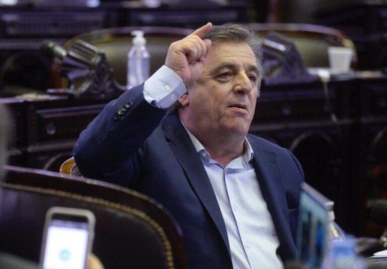 La oposición pide al Gobierno que retire el proyecto de reforma judicial