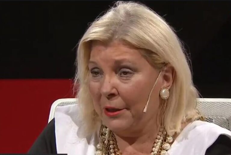 Carrió: “Cristina ejerce para voltear al presidente, quiere tener el dominio”