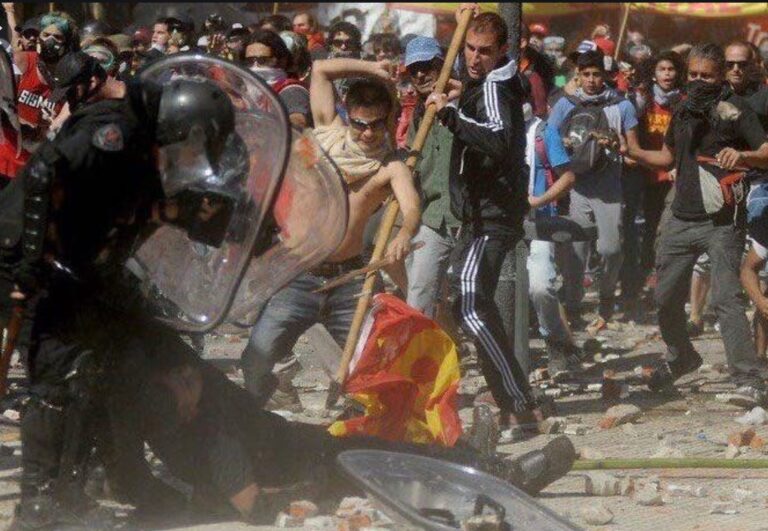 Macri: “Massa organizó con Cristina la plaza de las piedras”