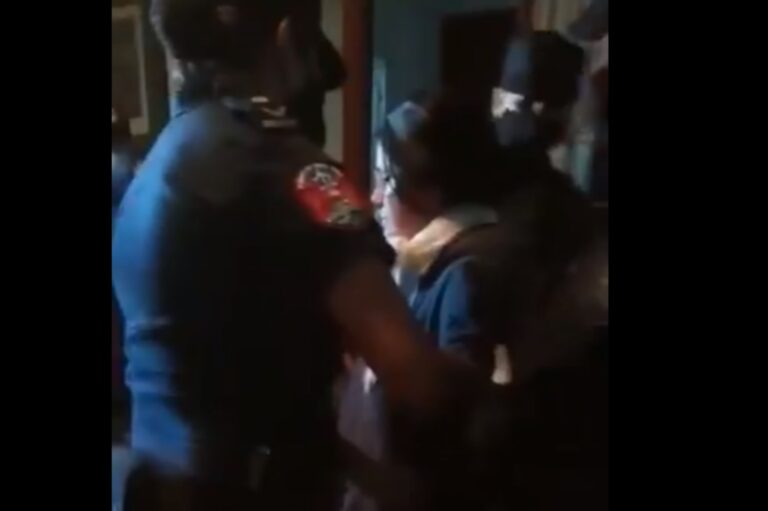 Detuvieron a Dolores Etchevehere por resistirse al desalojo