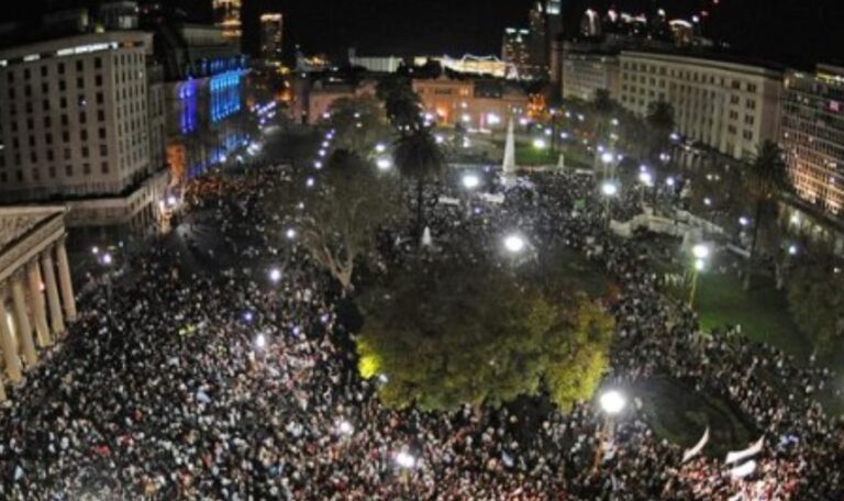 Banderazo, a 8 años del 8N