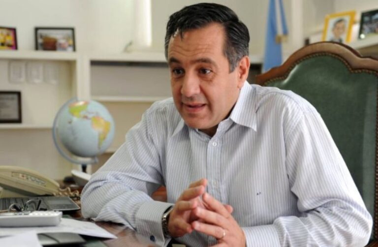 Finocchiaro: “Somos el único país en el mundo que no tuvo ciclo lectivo”