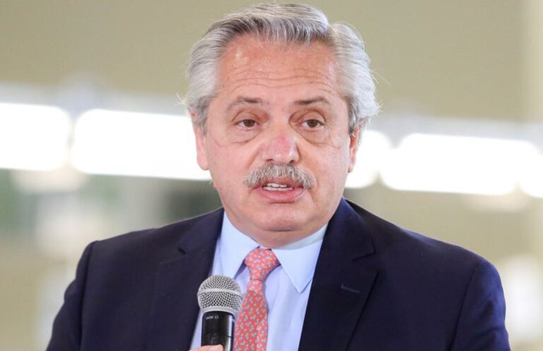 Alberto, otra vez contra la meritocracia: “Sin oportunidades no alcanza”