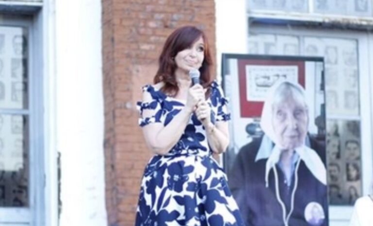 Cristina Kirchner: “A la pandemia de la economía macrista le sobrevino la otra pandemia”