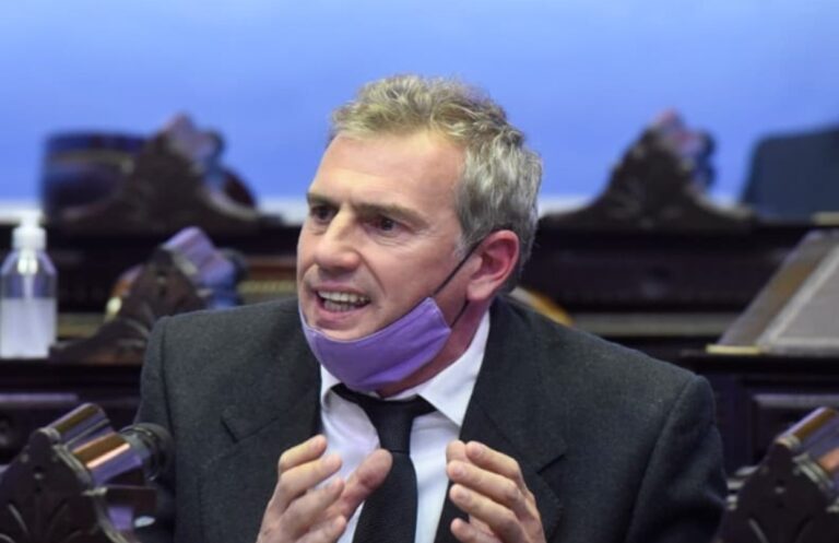 De Lamadrid, tras el desembarco de La Cámpora a YPF: “Estamos cerca de la destrucción energética”