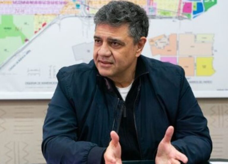 Jorge Macri: “Quieren transformar las escuelas en lugares para vacunar y no para dar clases”