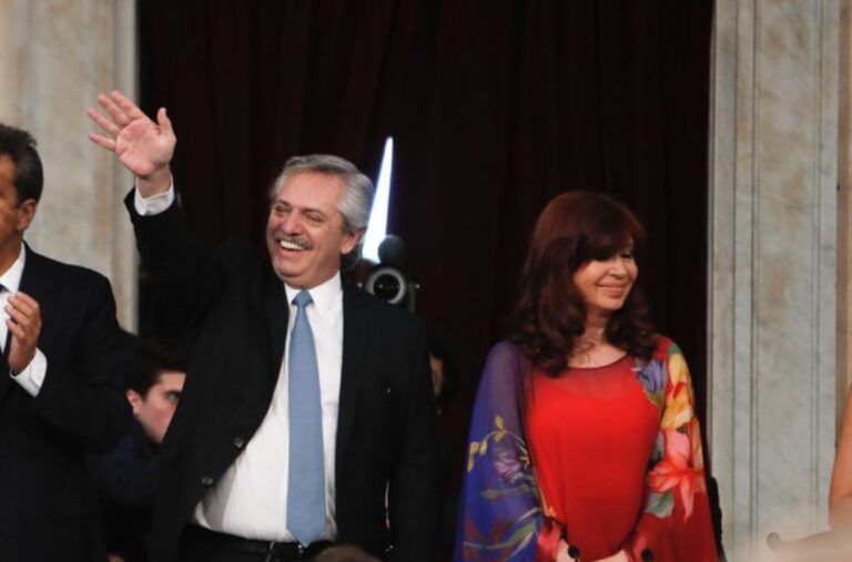 “No les alcanza con meter la mano en la lata”, las respuestas al discurso de Alberto