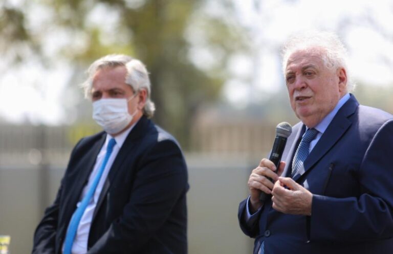 Encuesta: apenas un 38% aprueba la gestión de Alberto para combatir la pandemia