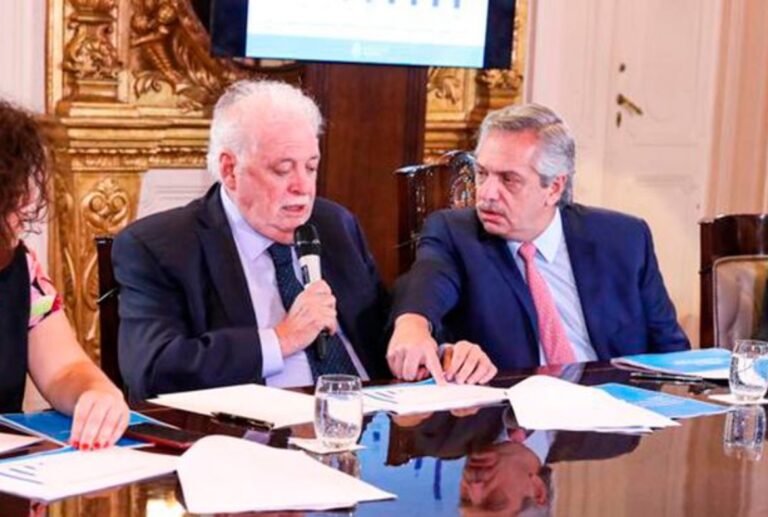 La Argentina recibió apenas el 10% de las vacunas que planeaba tener