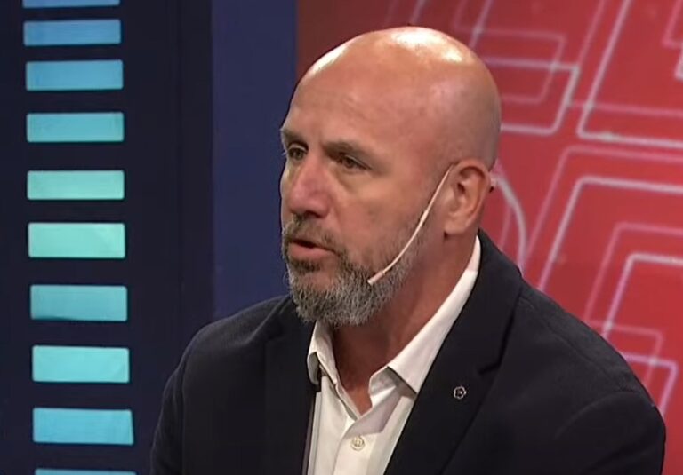 Wolff: “Es el momento del coraje y levantar la bandera de la militancia”