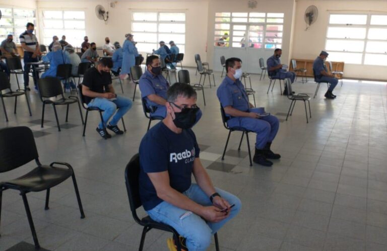 Denuncian que en Formosa incluyen muertos en las listas para vacunar