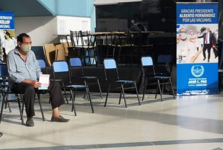 La foto que desmiente a Alberto sobre “no hacer política con la pandemia”