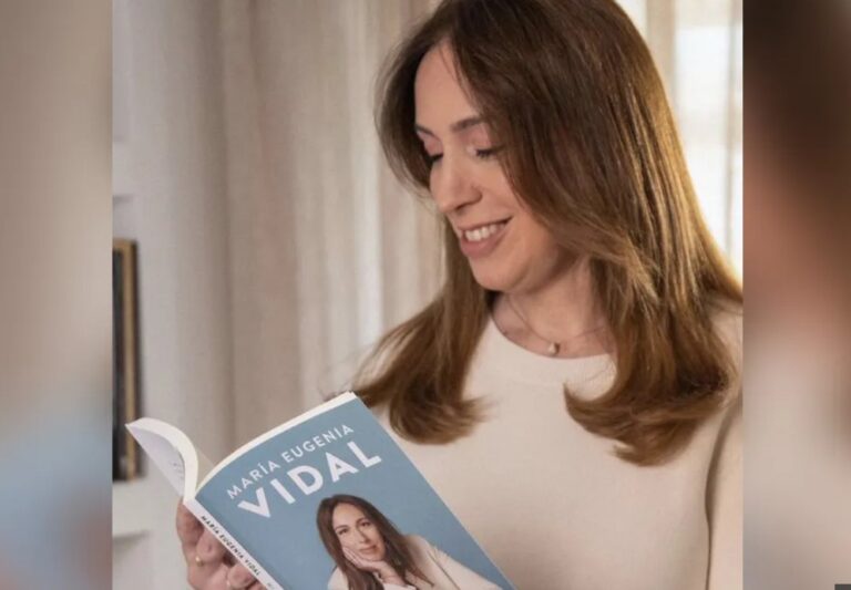 Vidal presentó su libro y apuntó contra Alberto: “No admite que se equivocó”