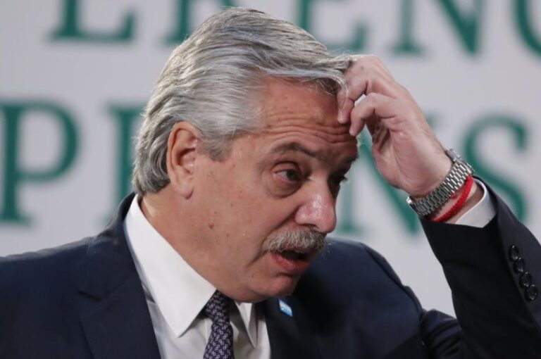 El fracaso de Alberto frente al virus