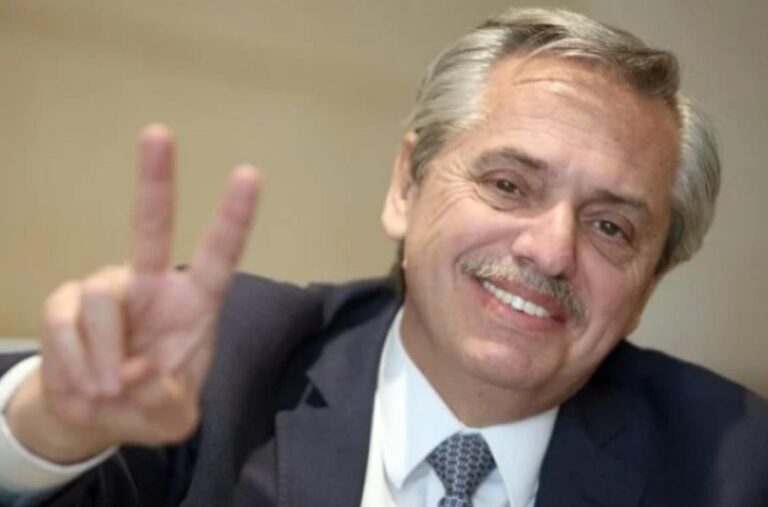 Alberto, el presidente mitómano