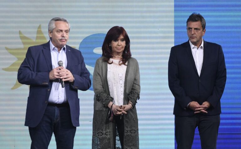 “Catástrofe electoral”: cómo se reflejó la caída del kirchnerismo en medios internacionales