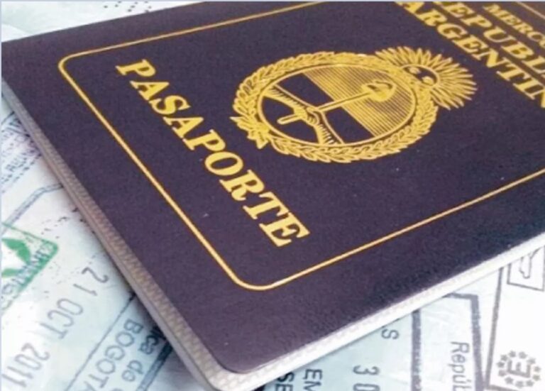 El Gobierno le da otro golpe al viajero: sacar el pasaporte costará un 150% más