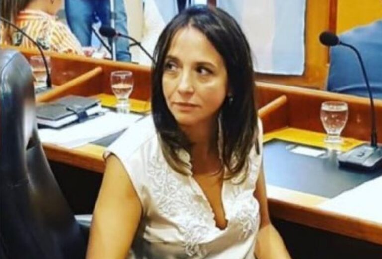Juntan firmas para que renuncie la diputada que se pasó al Frente de Todos