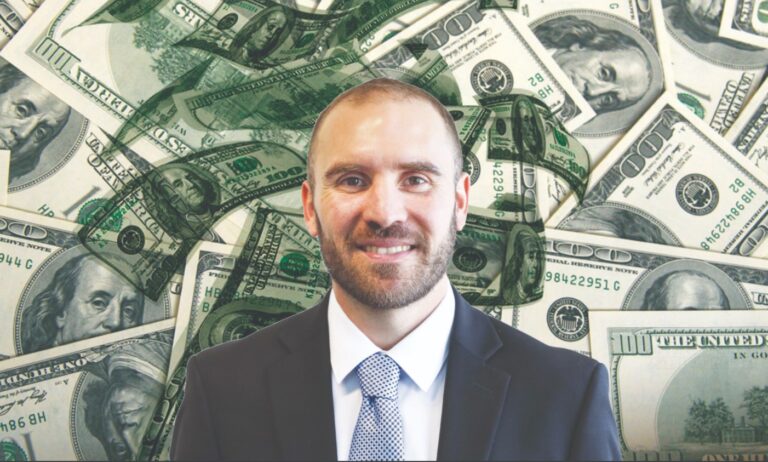 Imparable, el dólar anota un nuevo récord