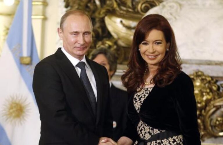 Cristina y Putin, un solo corazón
