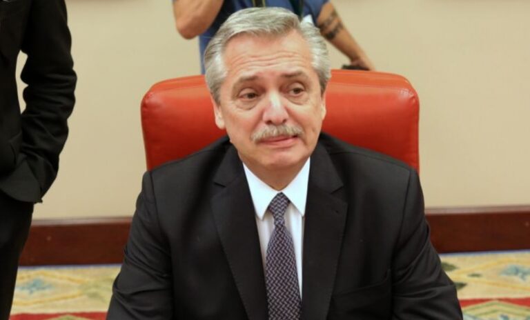 Basta de bailar sobre el Titanic