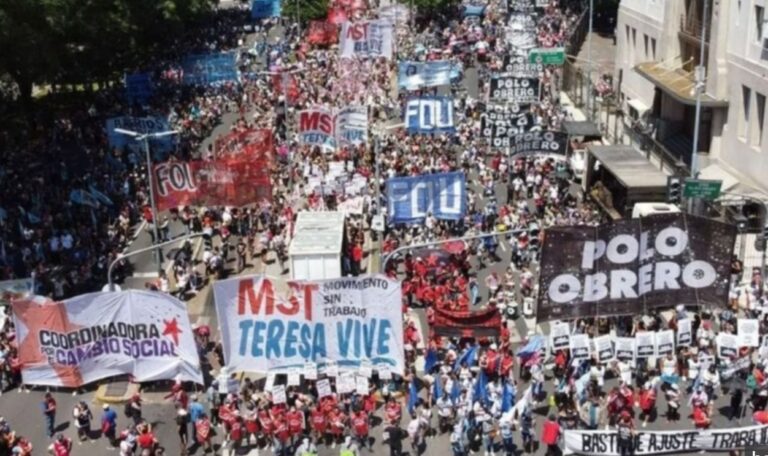 Otra jornada caótica en la Ciudad por la Marcha Federal a Plaza de Mayo