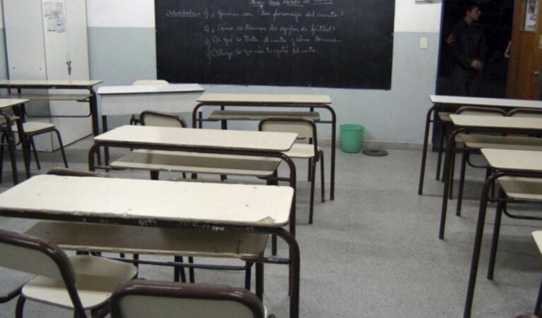 Populismo mata educación