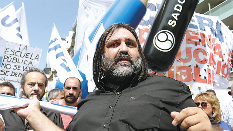 Con un paro, Baradel apoya el delito