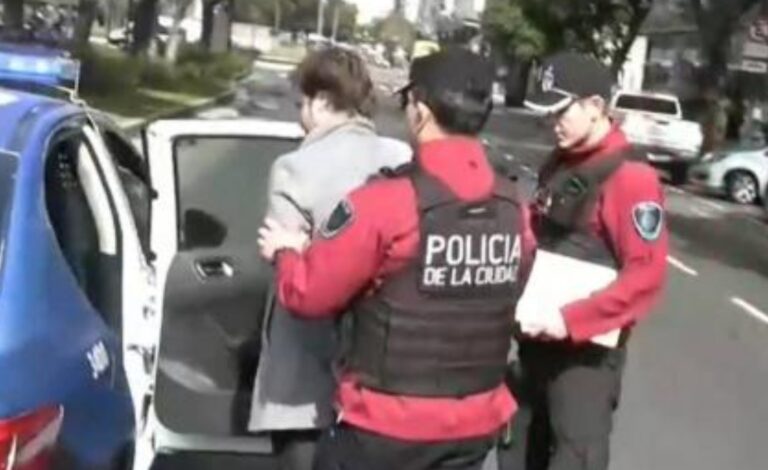 Un conductor quiso atravesar un piquete y fue detenido: Larreta pidió disculpas y se investigará al comisario a cargo