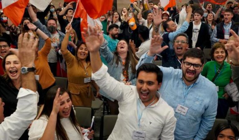 Duro golpe a Boric: los chilenos rechazaron una nueva Constitución