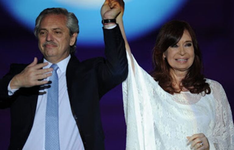 Los mil días que hundieron a la Argentina