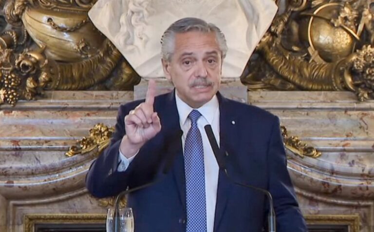 En la previa del fallo por Vialidad, Alberto dijo que denunciará a jueces y fiscales