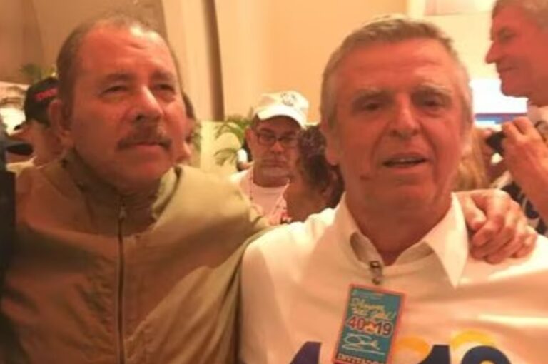 El dictador Ortega expulsa a nicaragüenses y contrata a Firmenich