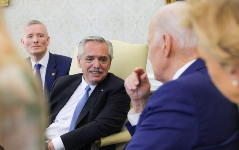 Alberto, el presidente más humillado