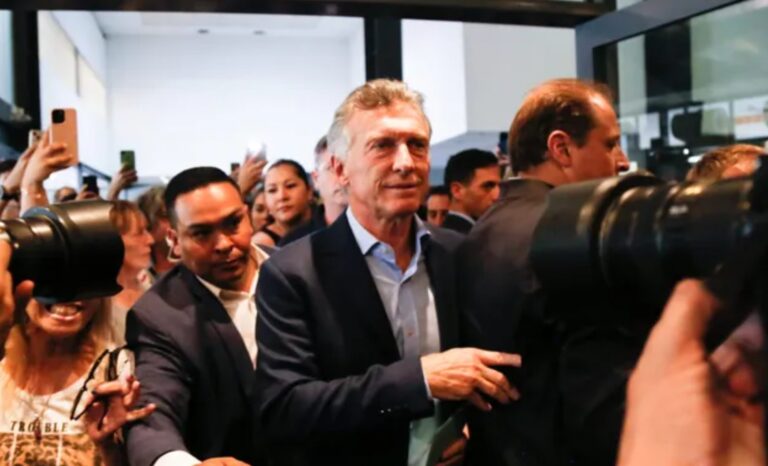 Macri aún no se decide y exige “orden” en JxC en pleno armado electoral