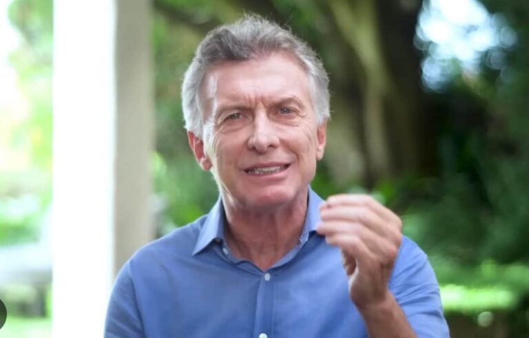 Macri le respondió a Cristina: “Su gobierno y el de su marido fueron desastrosos en energía”