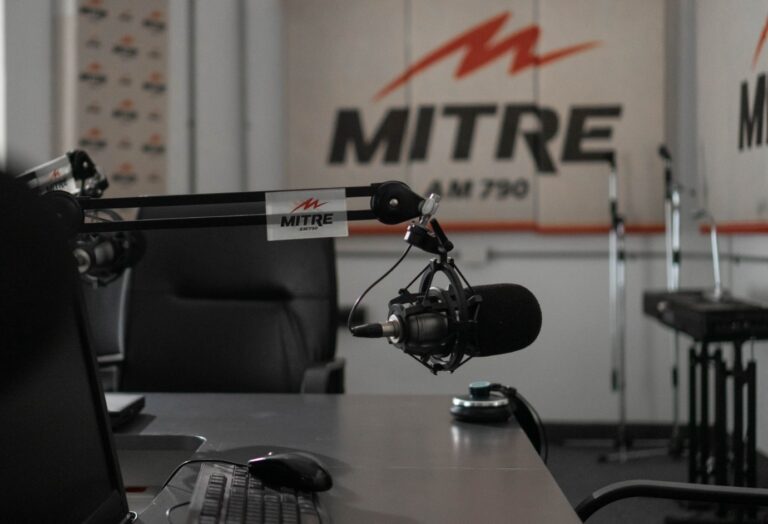Mitre, la radio líder de 98 años