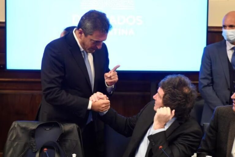 Relaciones carnales entre Massa y Milei
