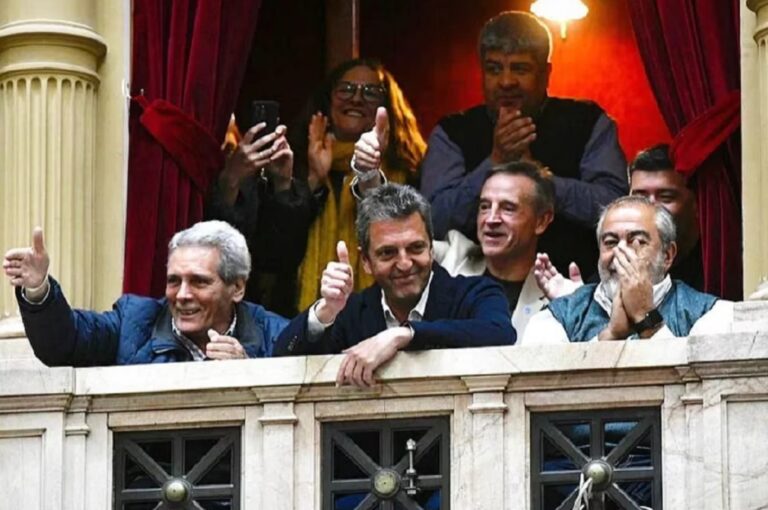 Massa canta: “Nerón, Nerón que grande sos”