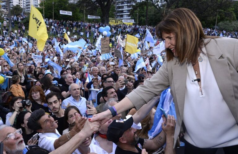 “La mafia tiene miedo”: fuerte discurso de Bullrich contra Milei y Massa en el primer cierre de campaña