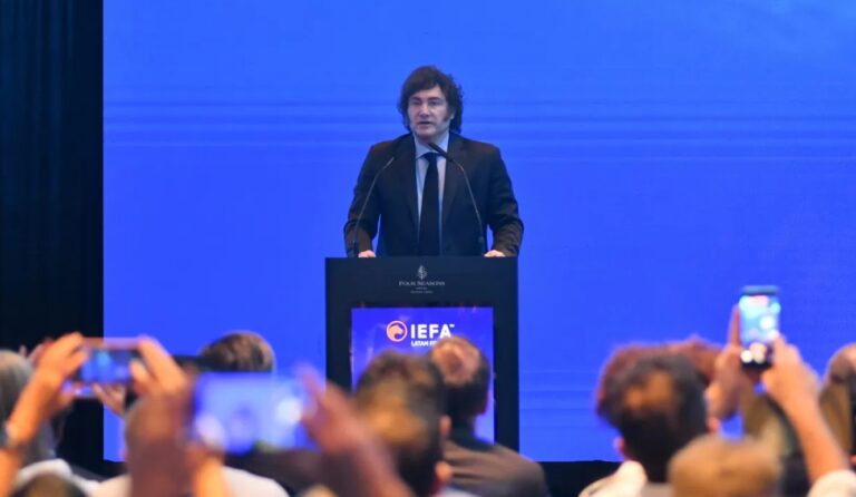 Darán de baja 70 mil contratos en el Estado