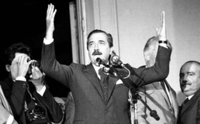 Milei, es hora de pedirle perdón a Alfonsín