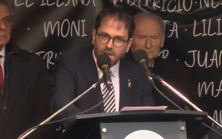 Fuerte reclamo del presidente de la AMIA al Congreso y a la Justicia: “Hagan su trabajo”
